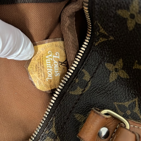 Louis Vuitton The French Co Made in USA Vintage Monogram Speedy 30 with … - Picture 17 of 17